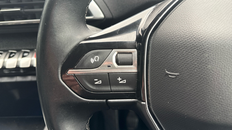 Peugeot 5008 1.5 BlueHDi Allure Premium 5dr Diesel Estate